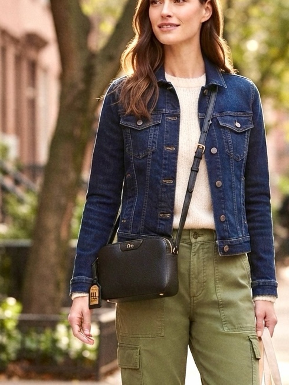 Lauren Ralph Lauren Black Leather Crossbody Bag gold tone hardware